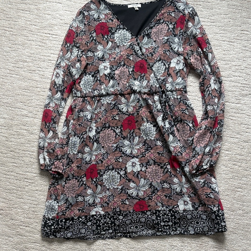 Floral dress. Above knee.